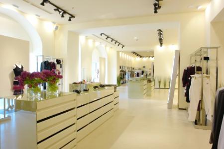 Benefits of LED Lighting in Commercial Applications Thumbnail